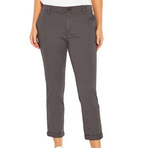 Gap Relaxed Girlfriend Twill Pant